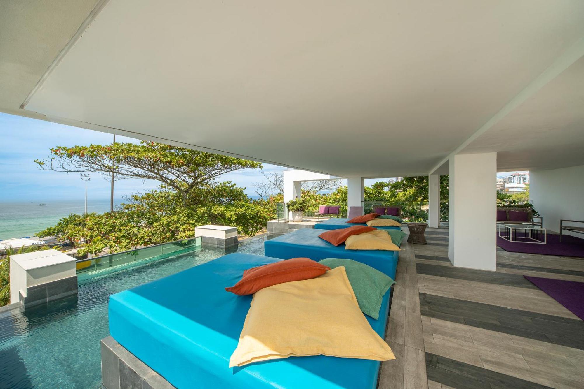 Hotel Lifestyle Laghetto Collection Rio de Janeiro Exterior foto The pool at the W Hotel in Cancun