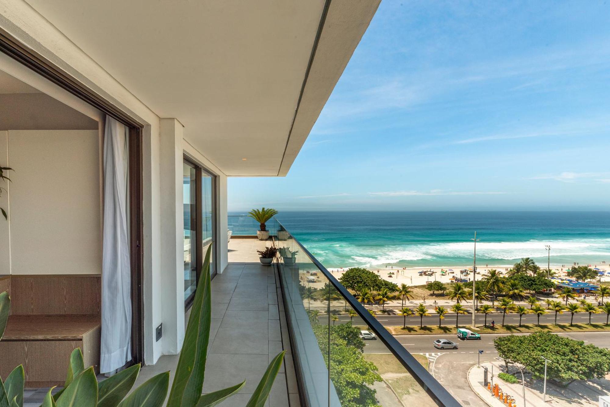 Hotel Lifestyle Laghetto Collection Rio de Janeiro Exterior foto View from the balcony of a suite at the hotel