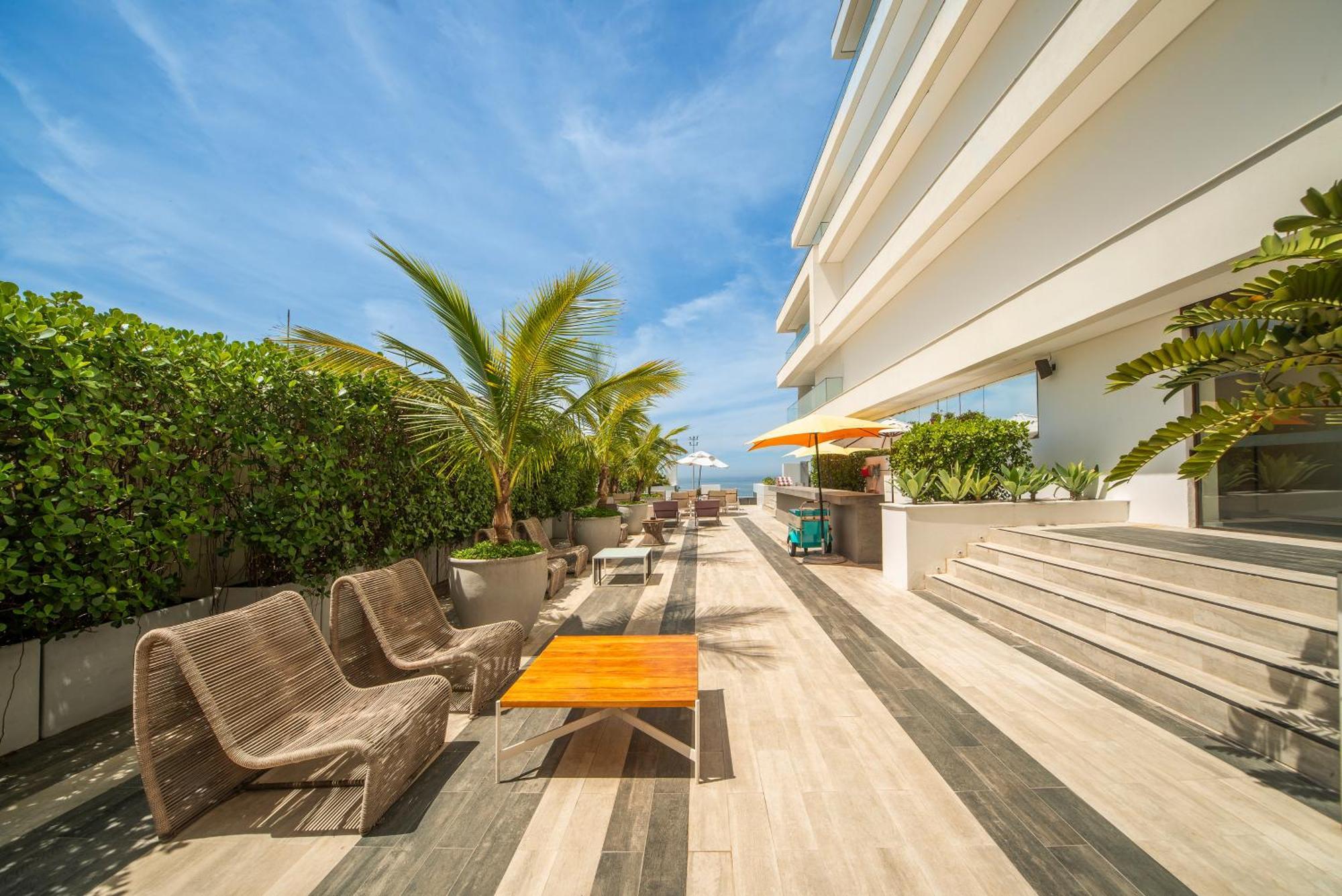Hotel Lifestyle Laghetto Collection Rio de Janeiro Exterior foto The rooftop pool at the W South Beach